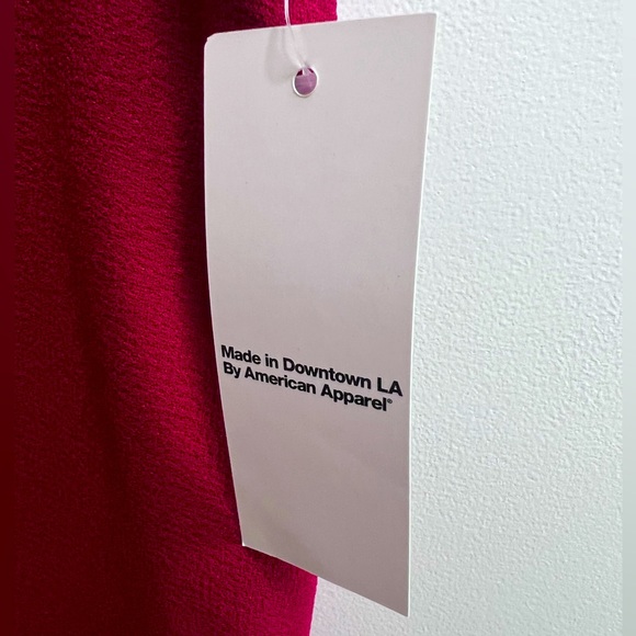 American Apparel Crepe V-Neck Strapy Cami - Picture 4 of 6